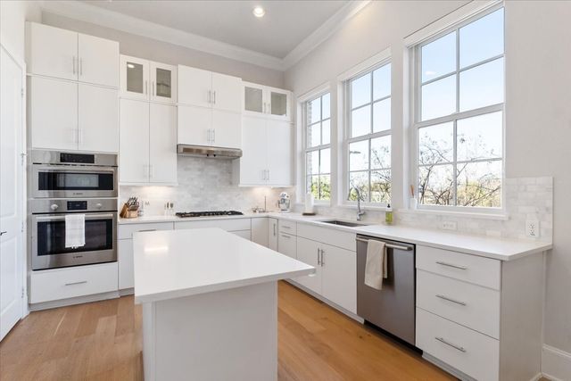 4129 Runyon Road, Addison, TX 75001