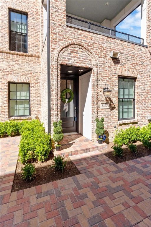 4129 Runyon Road, Addison, TX 75001