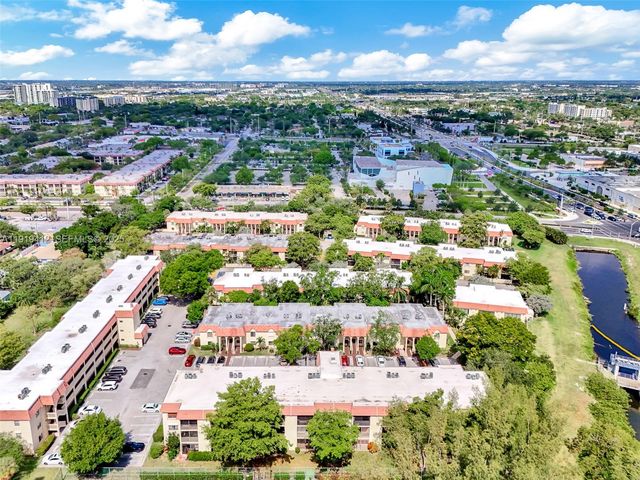 132 S Cypress Rd 518, Pompano Beach, FL 33060