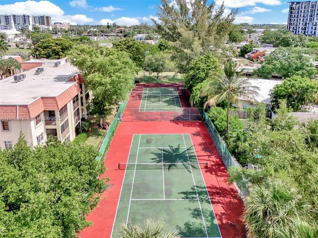 132 S Cypress Rd 518, Pompano Beach, FL 33060