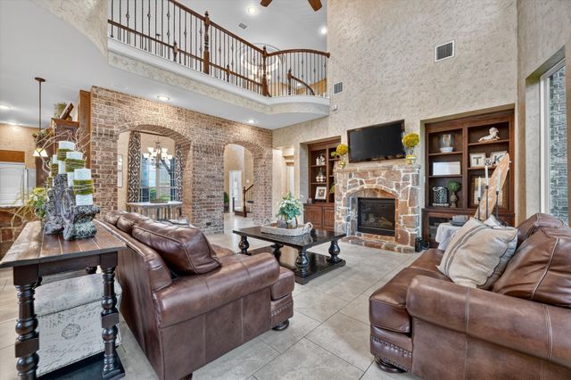 1200 Madera Drive, Burleson, TX 76028
