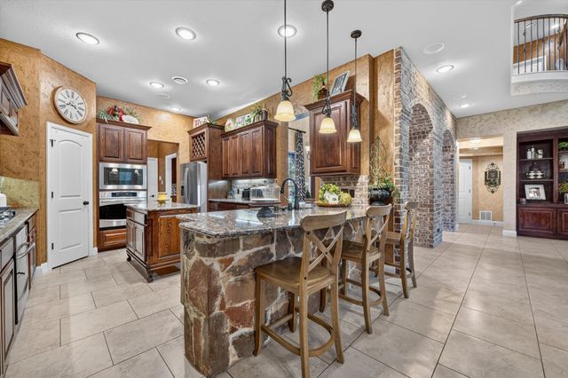 1200 Madera Drive, Burleson, TX 76028