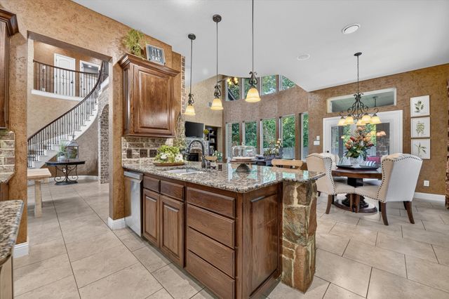 1200 Madera Drive, Burleson, TX 76028