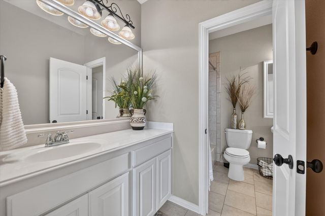 1200 Madera Drive, Burleson, TX 76028