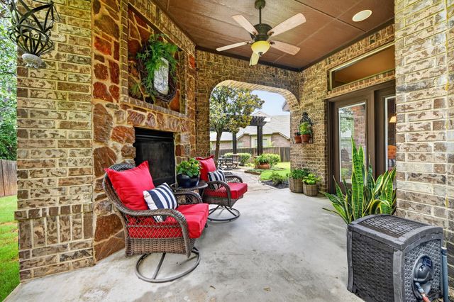 1200 Madera Drive, Burleson, TX 76028