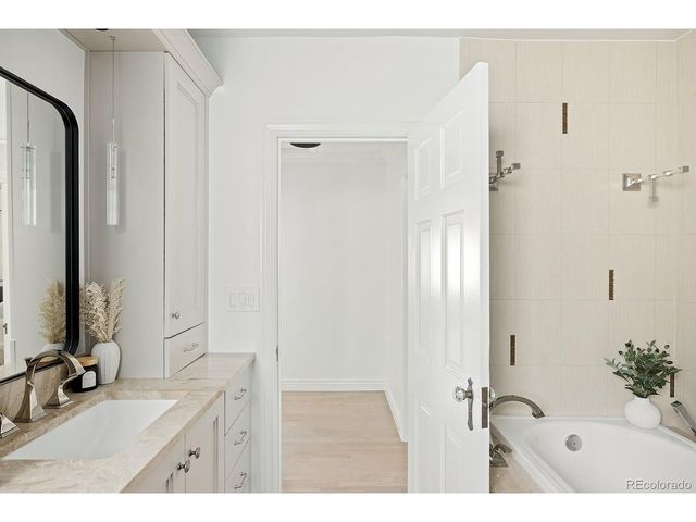 345 Dahlia St, Denver, CO 80220