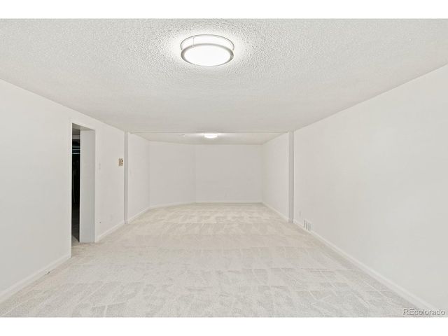345 Dahlia St, Denver, CO 80220