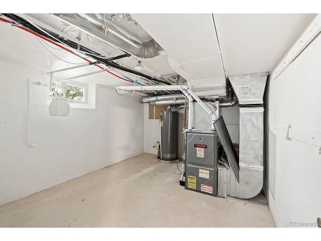 345 Dahlia St, Denver, CO 80220
