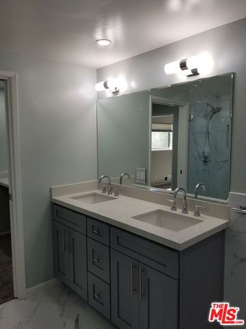 5652 Glenford Street, Los Angeles, CA 90008