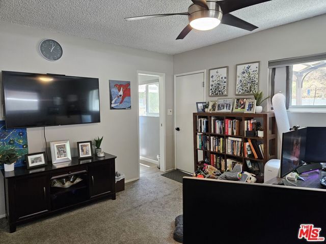 5652 Glenford Street, Los Angeles, CA 90008