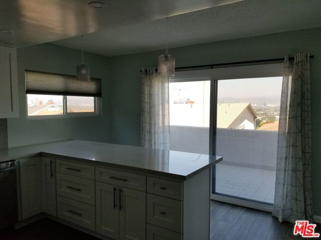 5652 Glenford Street, Los Angeles, CA 90008