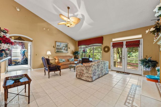 9156 SPINDLETREE Way, Jacksonville, FL 32256