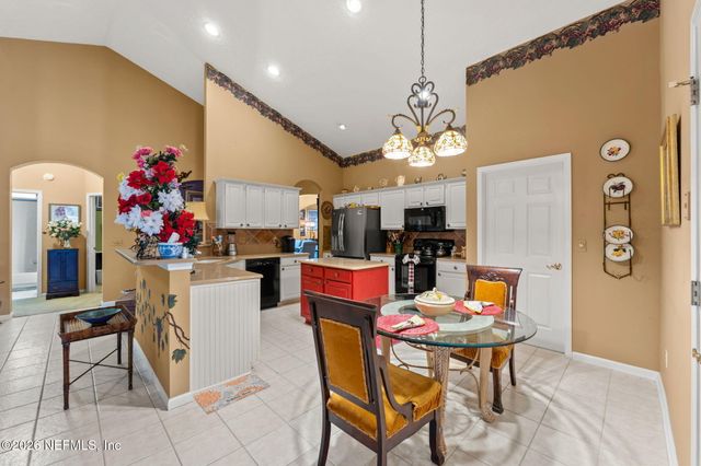 9156 SPINDLETREE Way, Jacksonville, FL 32256