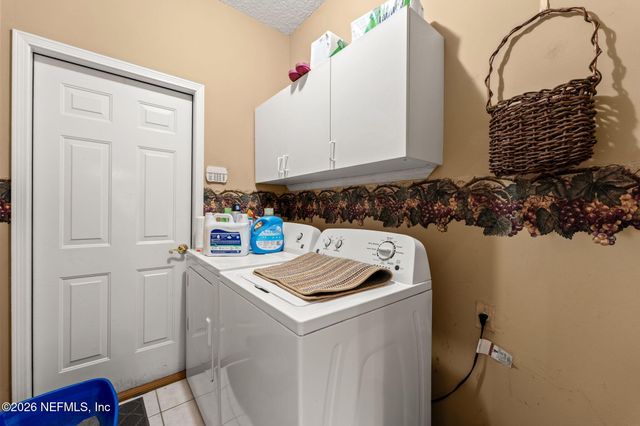 9156 SPINDLETREE Way, Jacksonville, FL 32256