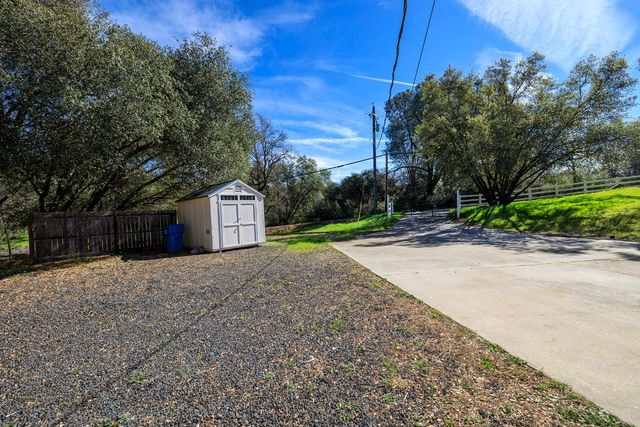 10347 Narciso Way, Coulterville, CA 95311