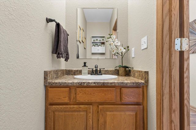503 Brockway DRIVE, Mukwonago, WI 53149