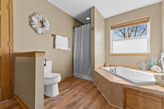 503 Brockway DRIVE, Mukwonago, WI 53149