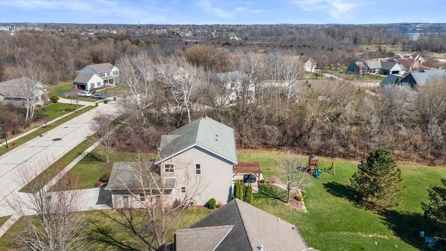 503 Brockway DRIVE, Mukwonago, WI 53149