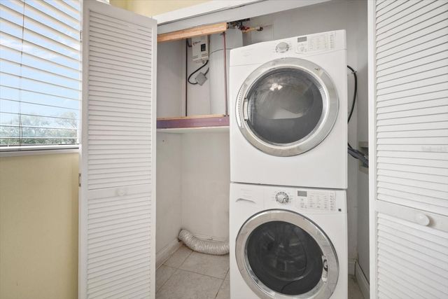 11590 SHIPWATCH DRIVE 447, Largo, FL 33774