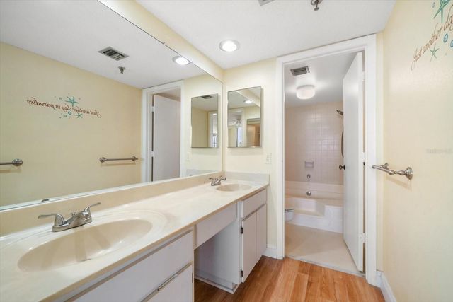 11590 SHIPWATCH DRIVE 447, Largo, FL 33774