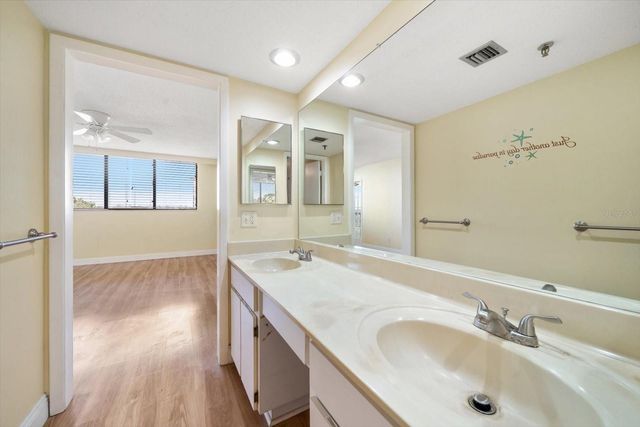 11590 SHIPWATCH DRIVE 447, Largo, FL 33774