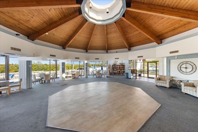 11590 SHIPWATCH DRIVE 447, Largo, FL 33774