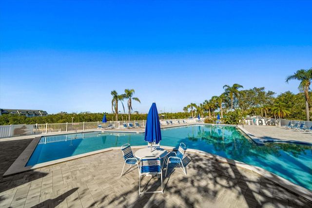 11590 SHIPWATCH DRIVE 447, Largo, FL 33774