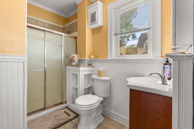 54 Tonawanda St, Boston, MA 02124
