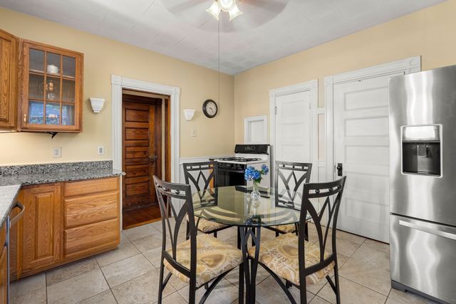 54 Tonawanda St, Boston, MA 02124