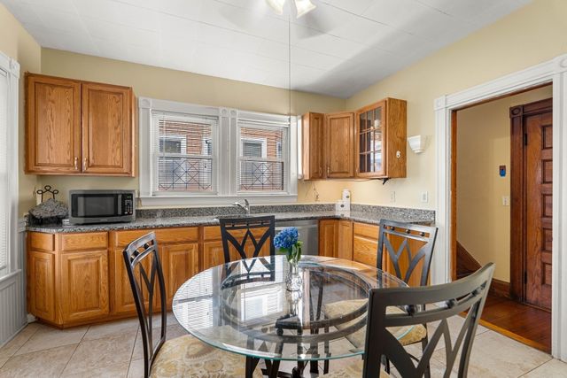 54 Tonawanda St, Boston, MA 02124