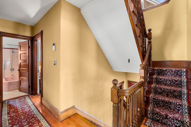 54 Tonawanda St, Boston, MA 02124