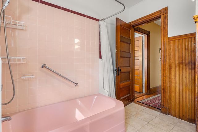 54 Tonawanda St, Boston, MA 02124