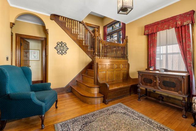 54 Tonawanda St, Boston, MA 02124