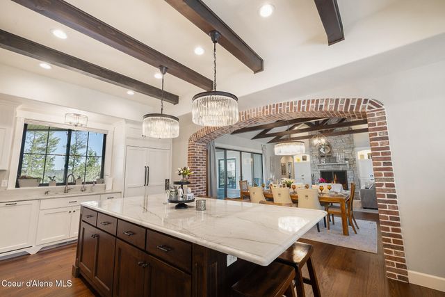 7353 W Riverview Dr, Coeur D'alene, ID 83814