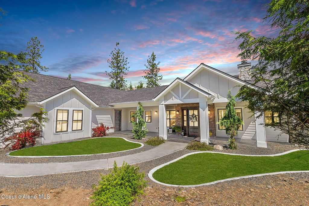 7353 W Riverview Dr, Coeur D'alene, ID 83814