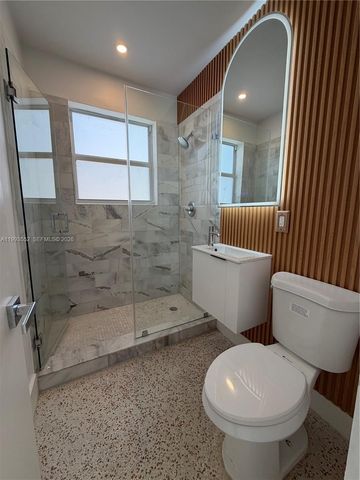 2784 SW 31st Pl, Miami, FL 33133