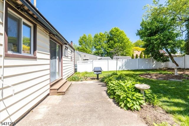 23 Riverdale Ave, Belleville Twp., NJ 07109