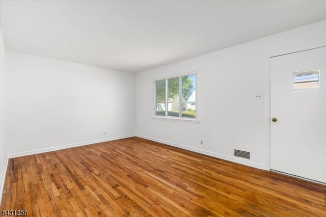 23 Riverdale Ave, Belleville Twp., NJ 07109