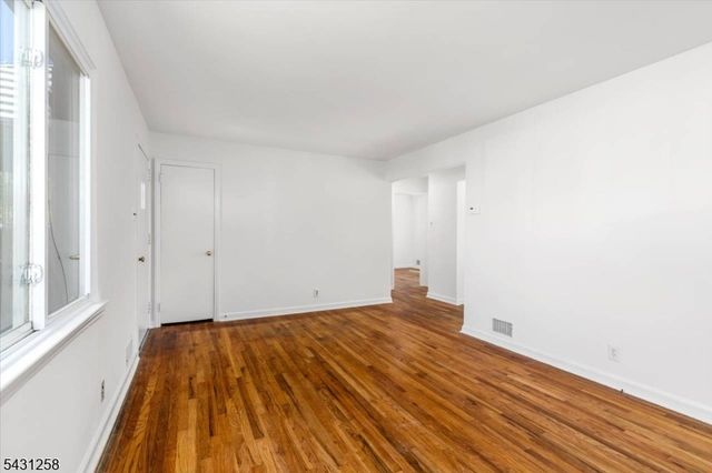 23 Riverdale Ave, Belleville Twp., NJ 07109
