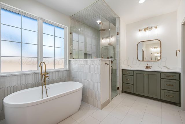 24 SOUTHRIDGE Drive, Canyon, TX 79015
