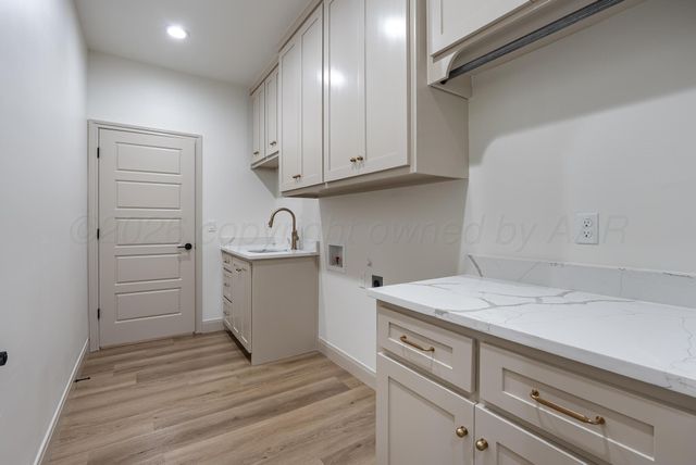 24 SOUTHRIDGE Drive, Canyon, TX 79015