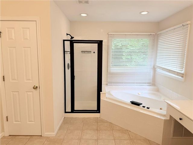 4041 Vinings Mill Court SE, Smyrna, GA 30080