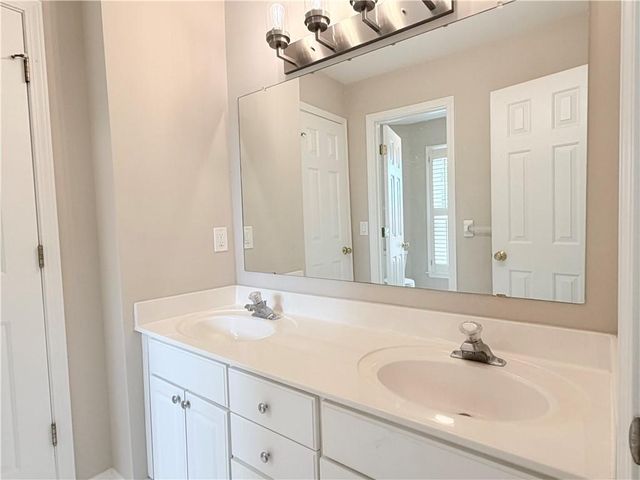 4041 Vinings Mill Court SE, Smyrna, GA 30080