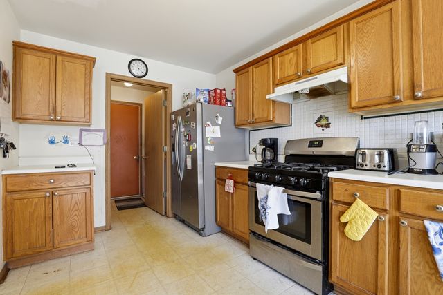 1475 Windflower Court, Romeoville, IL 60446