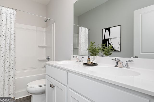 4355 Buttonwood Lane, Lilburn, GA 30047