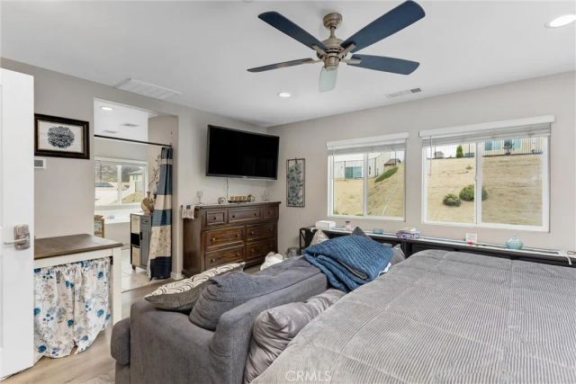 30901 Foxhollow, Winchester, CA 92596