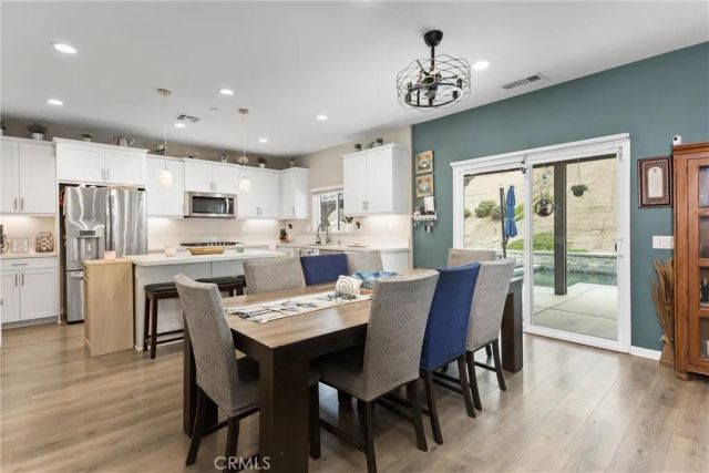 30901 Foxhollow, Winchester, CA 92596