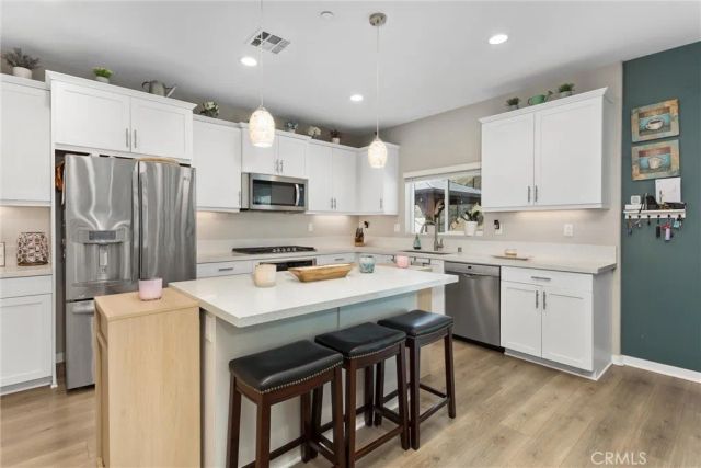 30901 Foxhollow, Winchester, CA 92596