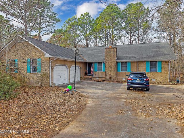 6318 Albatross Drive, New Bern, NC 28560