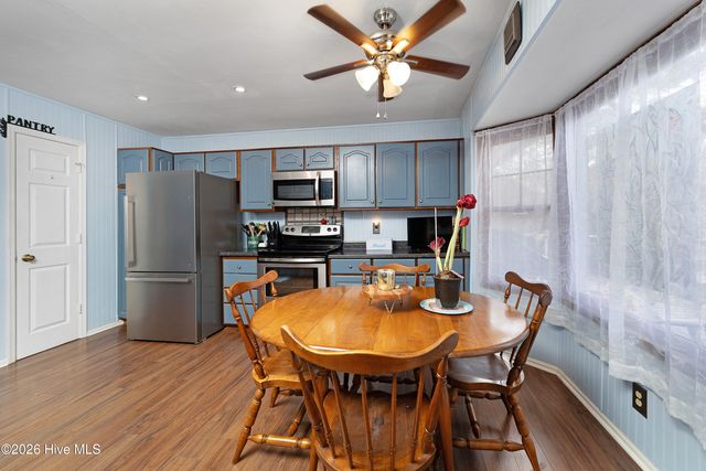 6318 Albatross Drive, New Bern, NC 28560